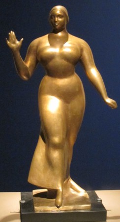 'Walking_Woman',_bronze_sculpture_by_Gaston_Lachaise,_1922,_Honolulu_Museum_of_Art